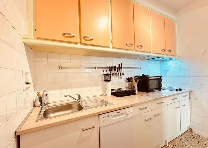 Entier 2 A 4 Personnes Wifi-toit Terrasse-bbq * Canet (Aude)